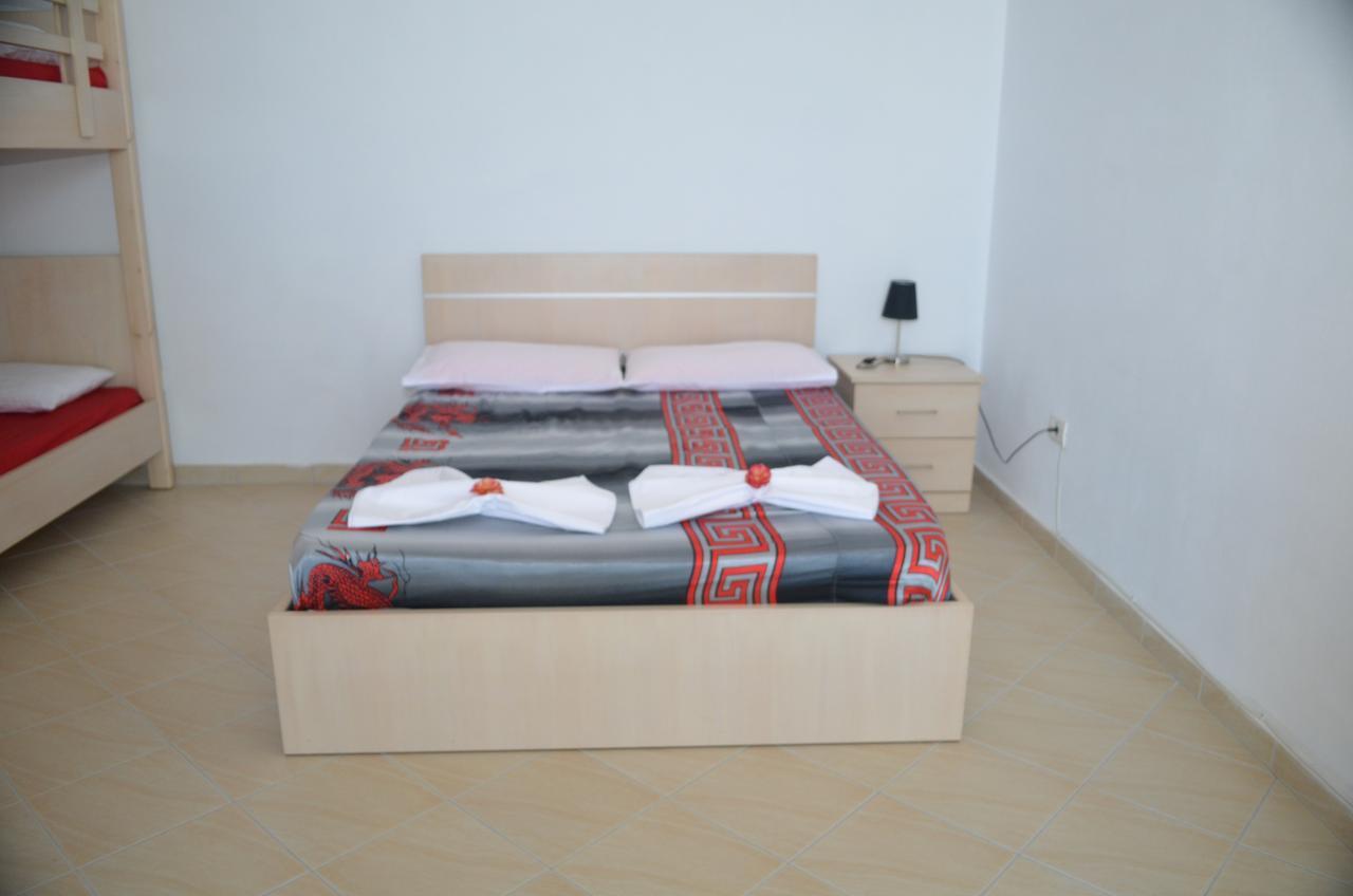 Vila Hadhri บอร์ช ภายนอก รูปภาพ